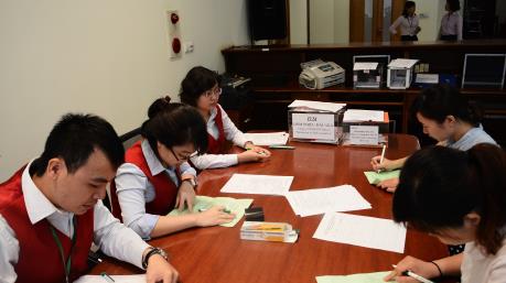 21 nhà đầu tư mua hết 9,9 triệu cổ phần của INTERSERCO