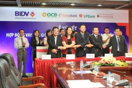 BIDV ký hợp đồng vay phụ để thực hiện Dự án VnSAT