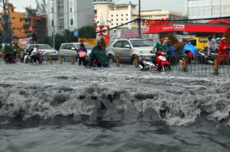 Tin bão số 1: Cảnh báo ngập lụt khu vực nội thành Hà Nội