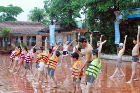 Kỳ nghỉ hè của học sinh Hà Nội đang dần bị đánh mất