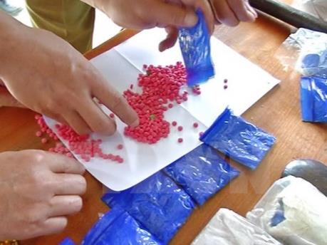 Sơn La: Bắt đối tượng vận chuyển trái phép trên 36.000 viên ma túy tổng hợp