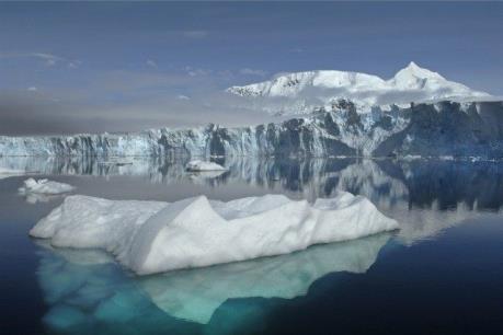 Nước biển ấm đẩy nhanh tốc độ tan băng ở Tây Nam cực