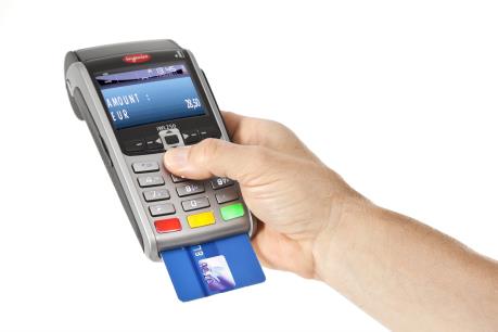 Malaysia chuyển sang dùng mã PIN trong giao dịch tín dụng