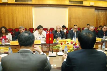 Việt Nam – Cuba họp bàn xây dựng liên doanh sản xuất vật liệu xây dựng