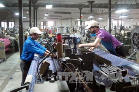 Tuyển dụng vượt kế hoạch, Chủ tịch công ty không được tăng lương
