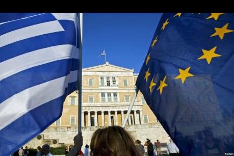 Eurozone giải ngân một phần tiền cứu trợ cho Hy Lạp
