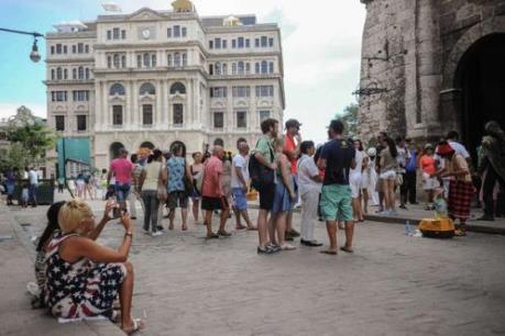 Lượng du khách quốc tế tới Cuba cán mốc 2 triệu lượt người