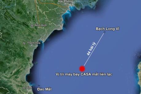 Bộ Quốc phòng làm việc với lãnh đạo Hải Phòng về tìm kiếm, cứu nạn máy bay CASA-212