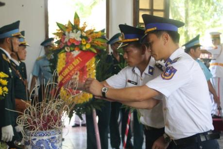 Cấp Bằng Tổ quốc ghi công cho 10 liệt sĩ hy sinh trong 2 vụ tai nạn SU-30MK2 và CASA-212