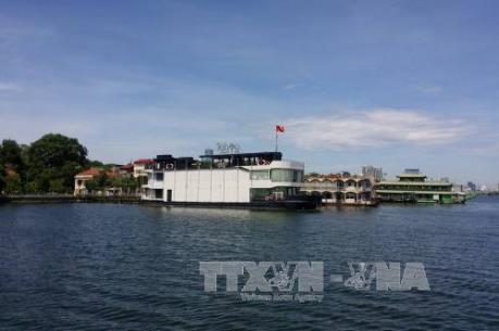 Di dời nhà nổi, du thuyền trả lại phong quang cho mặt nước Hồ Tây