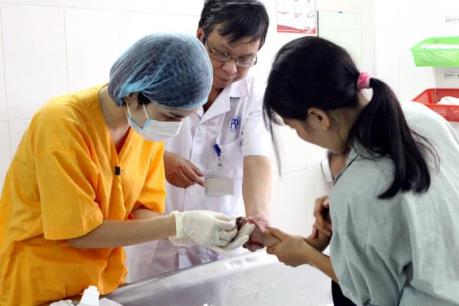 Cảnh báo mùa hè gia tăng trẻ em bị bỏng