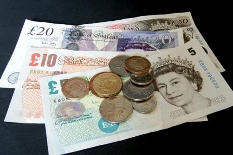 Đồng bảng Anh phục hồi từ mức "đáy" của 31 năm