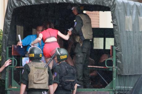 Đột kích quán karaoke lớn nhất Hải Phòng, thu giữ nhiều chất nghi là ma túy