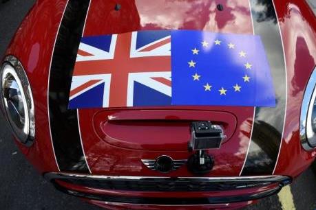 Các ứng viên tiềm năng thay thế ông Cameron đều muốn trì hoãn Brexit