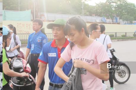 Kỳ thi THPT Quốc gia 2016: Thí sinh bắt đầu thi môn Toán