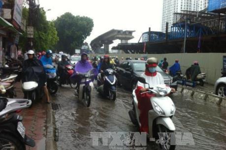 Dự báo thời tiết các ngày cuối tuần: Bắc Bộ xuất hiện mưa dông kèm gió giật