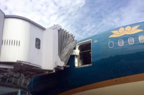 Boeing 787 Dreamliner của Vietnam Airlines gặp sự cố hi hữu