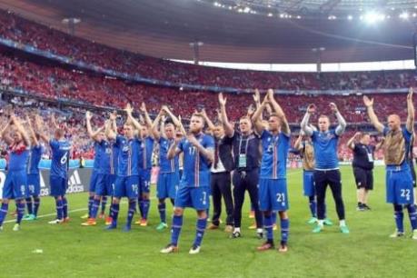 Đổi tuyển Xứ Wales và Iceland kiếm bộn tiền thưởng