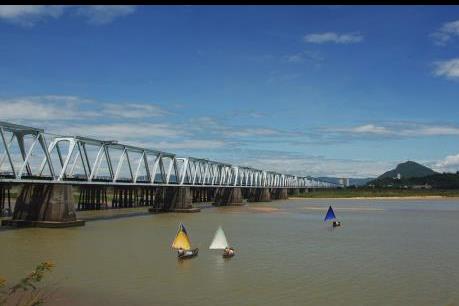 Phú Yên đề xuất xây mới cầu Đà Rằng