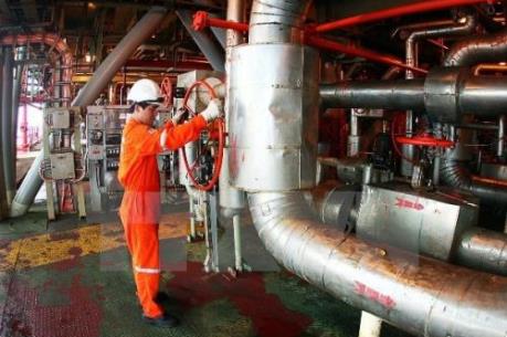 Giá dầu thấp kéo dài, PVEP “siết” lại việc góp vốn