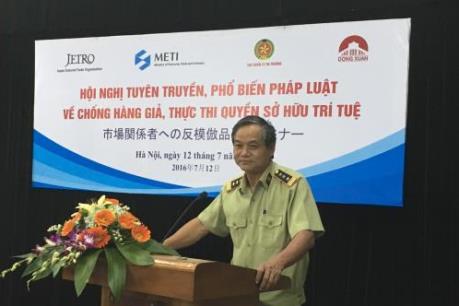 Giúp tiểu thương phân biệt hàng thật, hàng giả