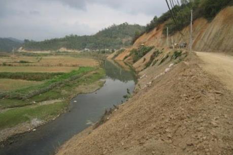 Vụ doanh nghiệp san gạt đất xuống sông Cầu:  Lãnh đạo tỉnh Bắc Kạn lên tiếng