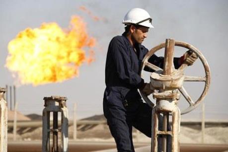 Giá dầu châu Á ngày 12/7 phục hồi nhưng vẫn ở mức thấp