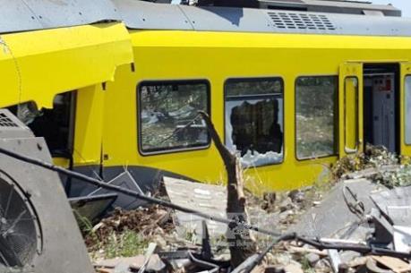 Vụ tai nạn tàu hỏa tại Italy: Chưa có thông tin công dân Việt gặp nạn