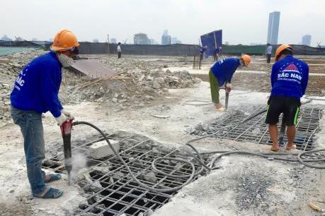 Tạm ứng 3 tỷ đồng đẩy nhanh phá dỡ phần vi phạm công trình 8B Lê Trực