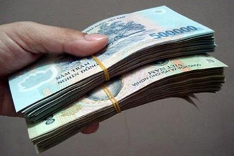 Long An: Bắt tạm giam một cán bộ thuế nhận hối lộ