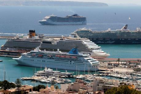 Du lịch tàu biển không ngừng "hot"