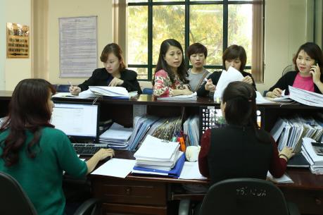 Bù hụt thu do giá dầu giảm