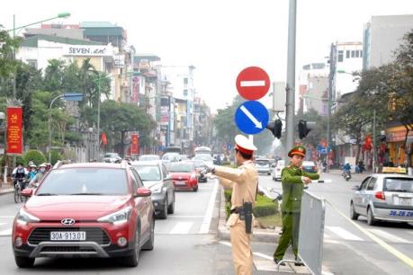 Clip “Cảnh sát giao thông "đá" người đi xe máy”: Công an Hà Nội lên tiếng