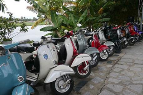 Triệt phá băng nhóm làm giả giấy tờ xuất khẩu xe Vespa cổ