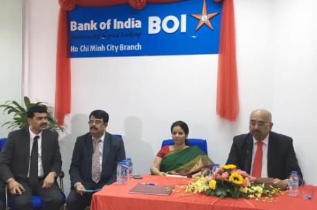 Khai trương hai chi nhánh ngân hàng nước ngoài tại Tp. Hồ Chí Minh