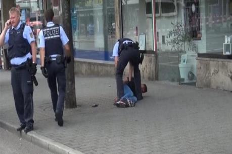 Tấn công bằng dao ở Đức làm 3 người thương vong