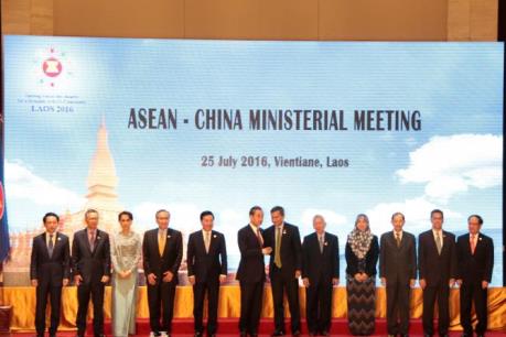 ASEAN và Trung Quốc nỗ lực đạt mục tiêu thương mại hai chiều 1.000 tỷ USD