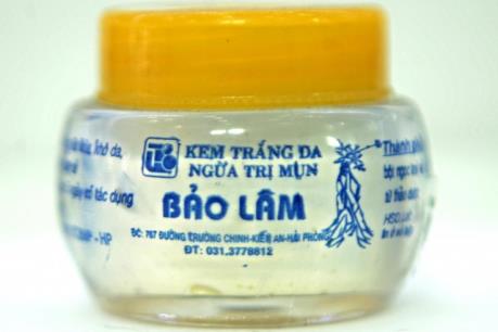 Đình chỉ lưu hành và thu hồi 13 loại mỹ phẩm