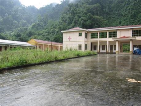 Bắc Kạn: Bệnh viện hiện đại xây xong...đắp chiếu