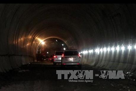 Chính thức thông hầm Đèo Cả