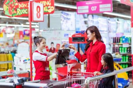 Sở hữu siêu thẻ Vingroup, trúng siêu xe Camry