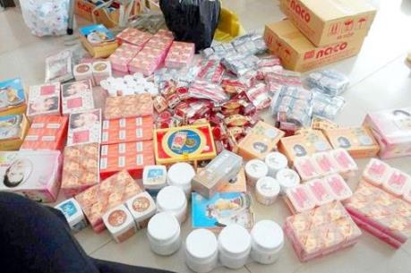 Phát hiện và bắt giữ nhiều lô hàng mỹ phẩm không rõ nguồn gốc