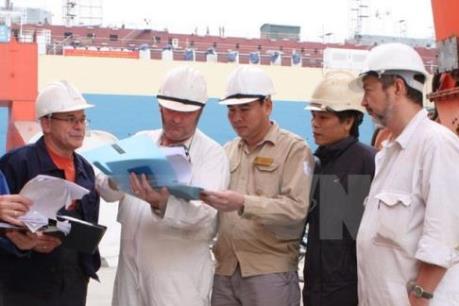 Hướng dẫn khai thủ tục miễn thuế thu nhập cá nhân dành cho chuyên gia nước ngoài