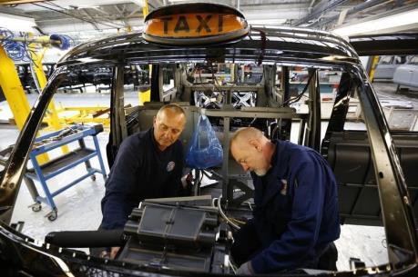 Kinh tế Vương quốc Anh có thể rơi vào suy thoái