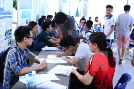 Nhiều trường đại học miễn phí đăng ký xét tuyển cho thí sinh ở vùng khó khăn