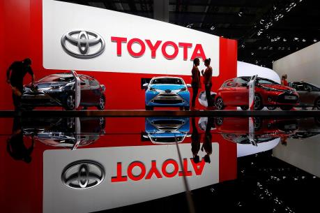 Lợi nhuận ròng của Toyota giảm mạnh trong quý II
