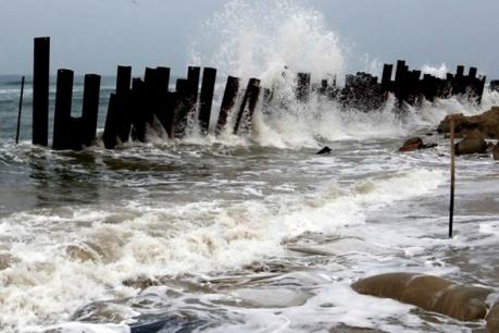 Dự báo thời tiết ngày 6/8: Cảnh báo mưa dông, gió mạnh và sóng lớn trên biển