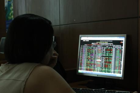  Chứng khoán chiều 8/8: Hai sàn diễn biến trái chiều