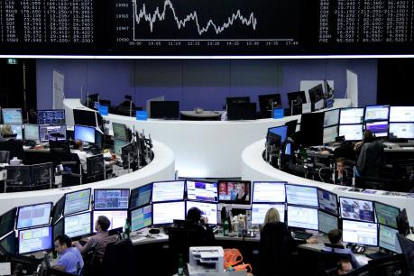 Vương quốc Anh: Thu nhập của lãnh đạo doanh nghiệp cao hơn nhân viên 140 lần