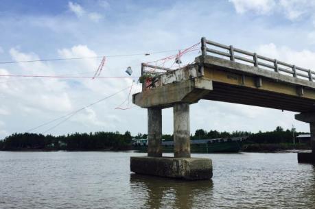 Phó Thủ tướng chỉ đạo khẩn trương làm rõ nguyên nhân sập cầu Ô Rô ở Cà Mau
